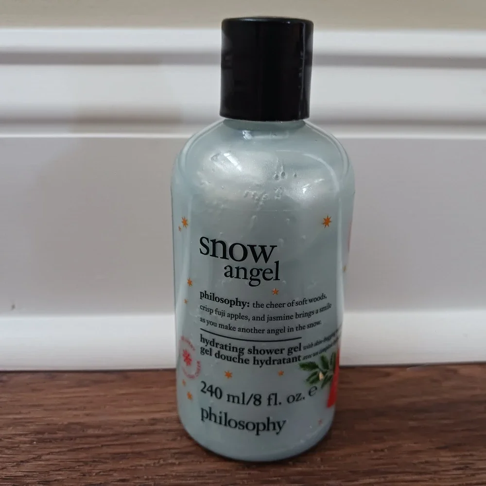 Philosophy Snow Angel Hydrating Shower Gel 8 fl oz Fuji Apple Jasmine Scent NEW